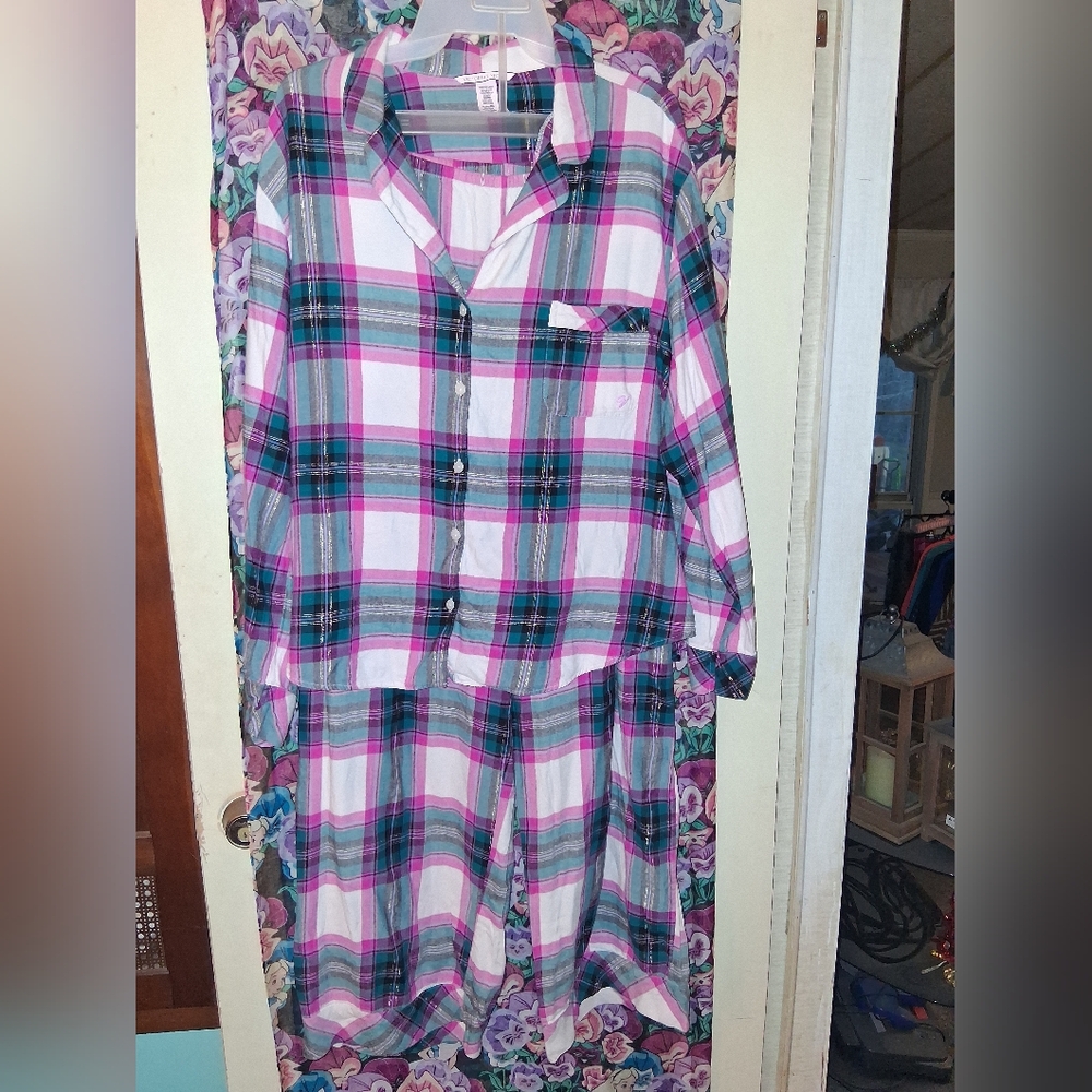 Victorias Secret Pajama 2 Pc Set XL Plaid Flannel Multicolor Sleepwear
